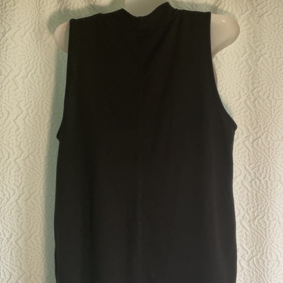 Cable & Gauge Black Sleeveless Cardigan cover up - Picture 3 of 5